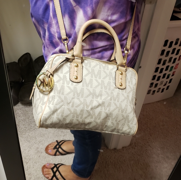 Michael Kors Logo Handbag - Picture 7 of 9